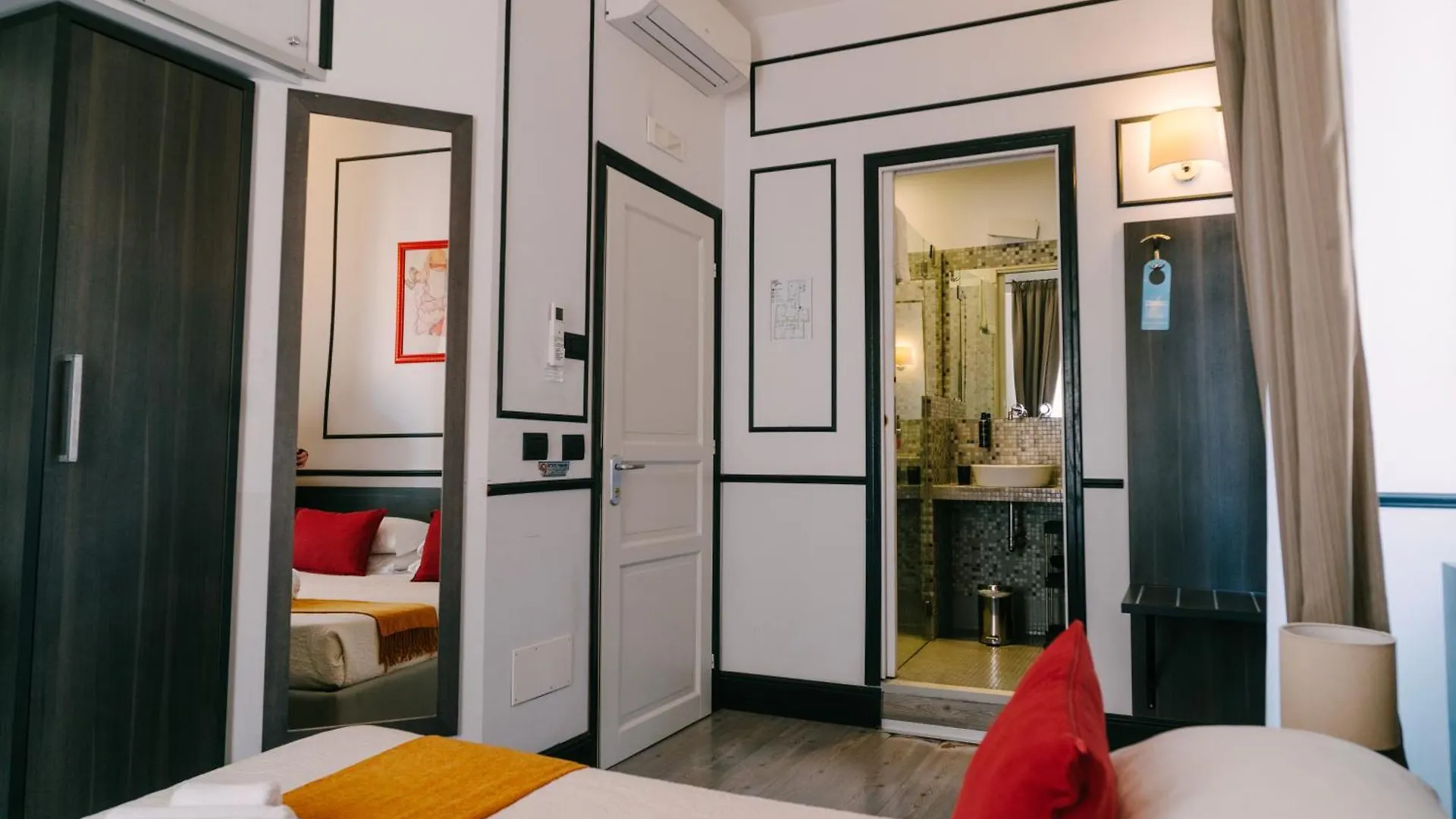 Royal Suite Du Vatican Rome 3*,  Italy